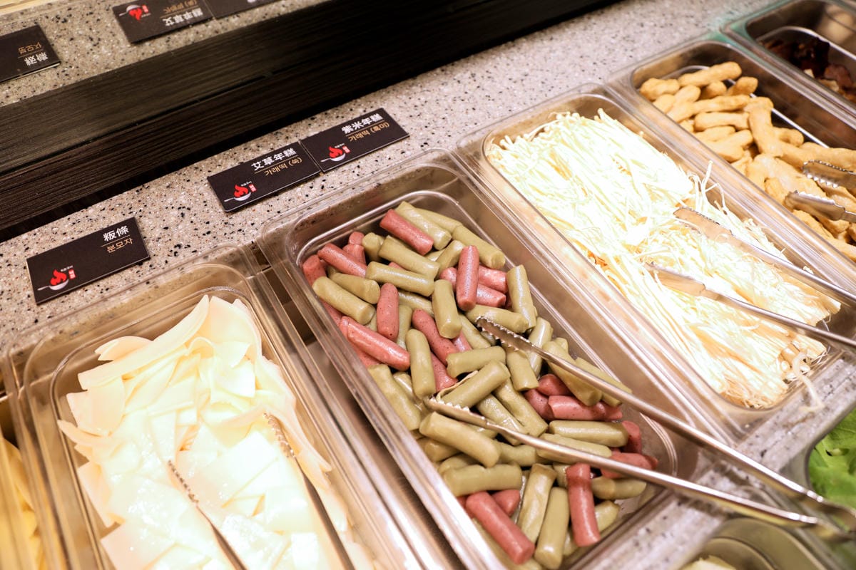 西門町韓式料理火鍋兩吃 500元有找,高CP值吃到飽推薦! 甩鍋雞볶찜韓式炒雞吃到飽(西門店) - 第11張圖 西門町韓式料理火鍋兩吃 500元有找,高CP值吃到飽推薦! 甩鍋雞볶찜韓式炒雞吃到飽(西門店)