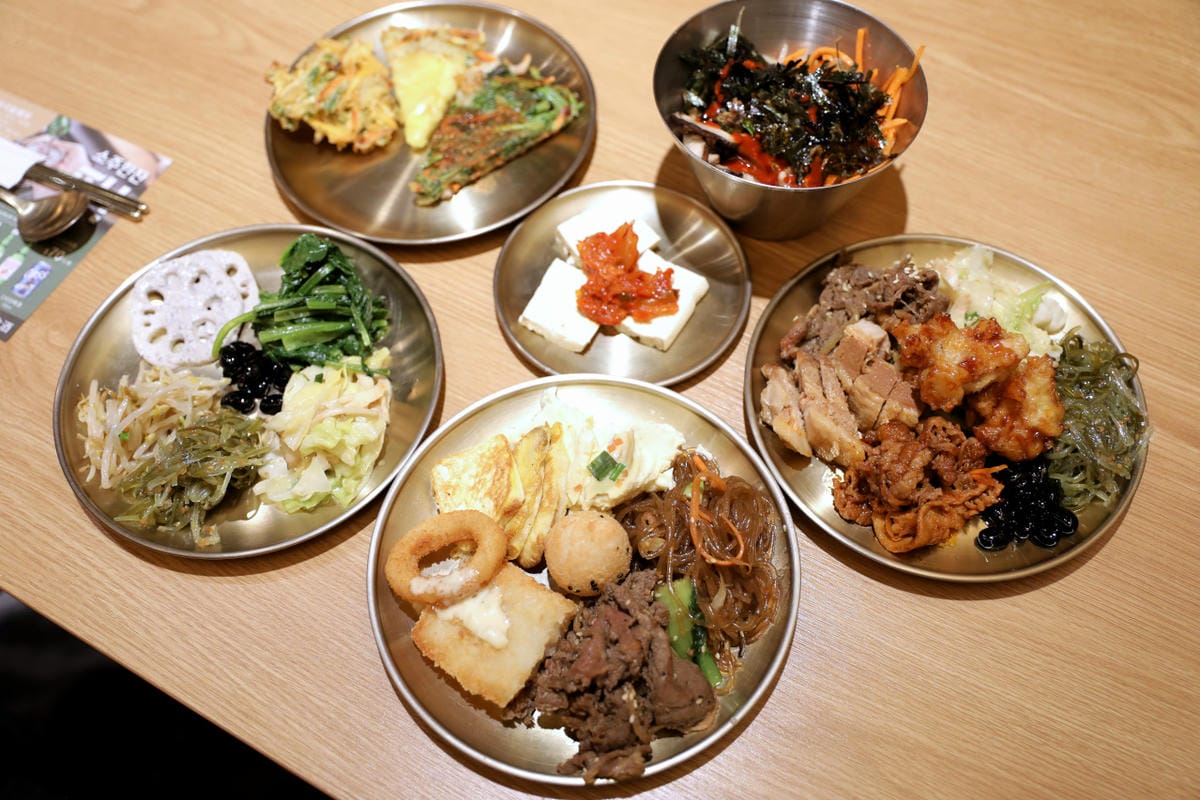 西門町韓式料理嫩豆腐鍋推薦! 江陵阿嬤강릉할매韓鍋料理吃到飽(西門店) 喜歡豆腐料理的人千萬別錯過~