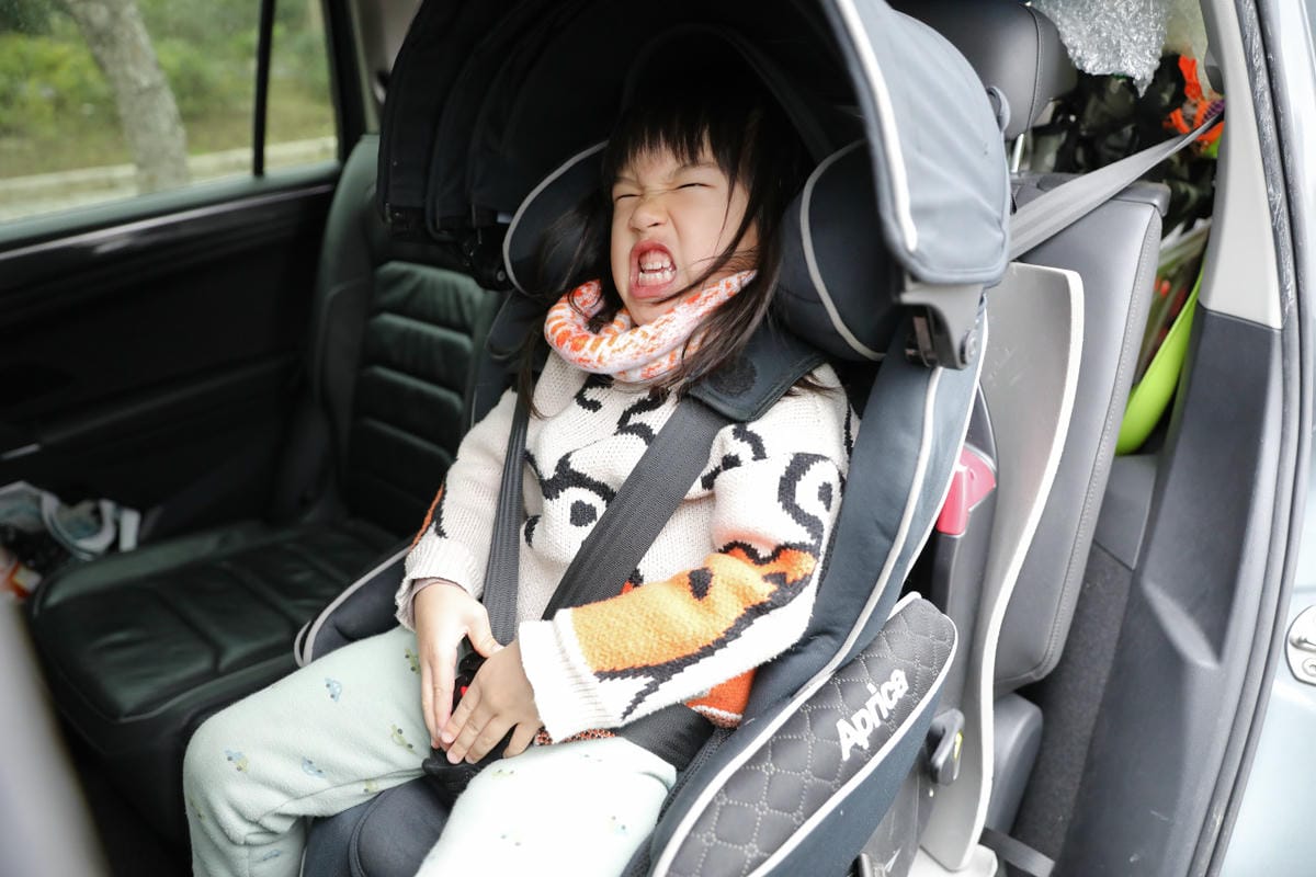 銜接兒童汽車安全座椅 YODA增高墊推薦! ISO-FIX拆裝超方便,可調整高度,體積小省空間 二寶家庭首推!