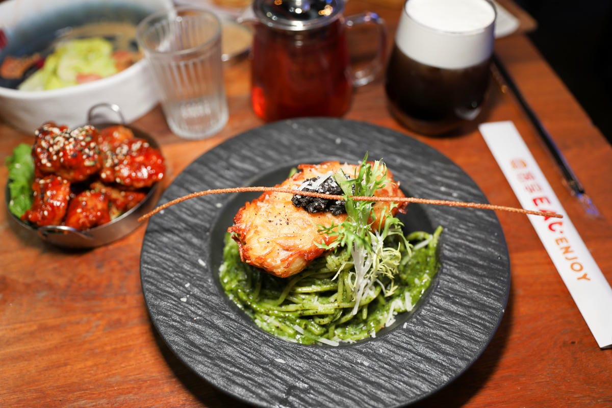 Eatenjoy意享美式廚房(林口店) 林口親子寵物友善餐廳推薦! 義大利麵.漢堡.千層蛋糕都很厲害~