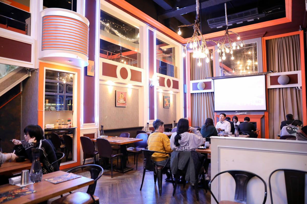 Eatenjoy意享美式廚房(林口店) 林口親子寵物友善餐廳推薦! 義大利麵.漢堡.千層蛋糕都很厲害~