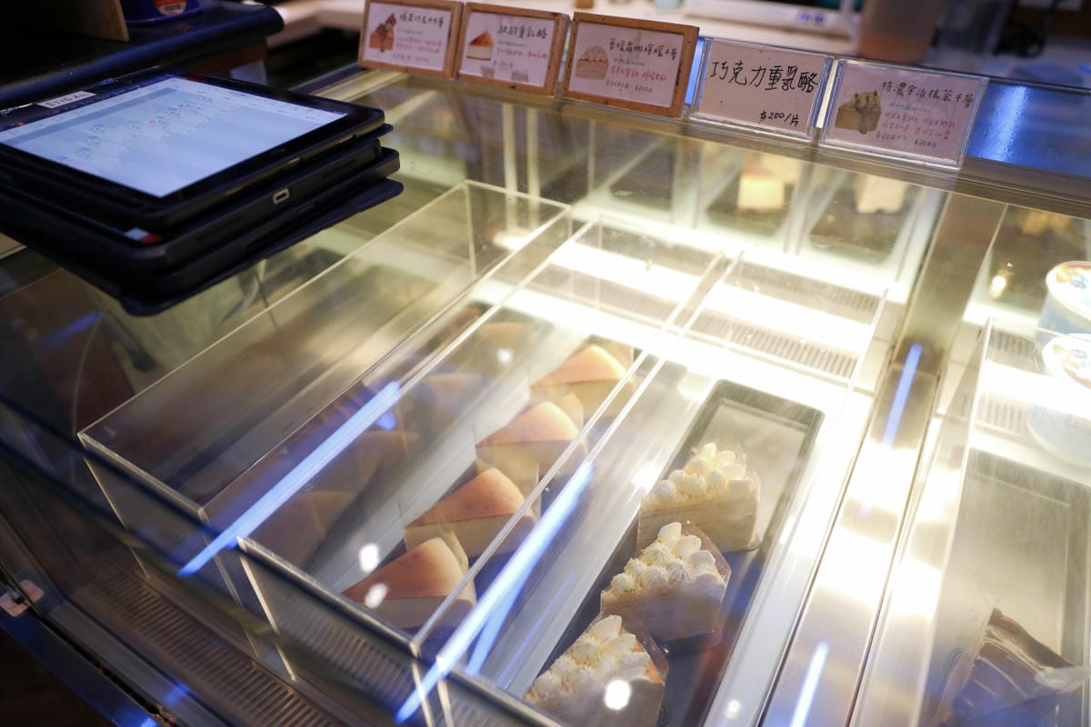 Eatenjoy意享美式廚房(林口店) 林口親子寵物友善餐廳推薦! 義大利麵.漢堡.千層蛋糕都很厲害~