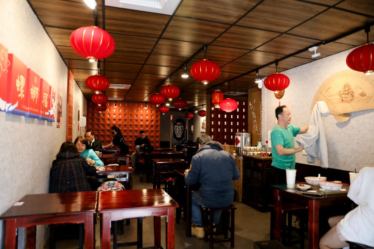 市政府捷運信義區美食推薦! 螺螄福rose food正宗柳州螺螄粉(信義店) 宵夜時段也吃得到美味螺螄粉~ - 第6張圖 市政府捷運信義區美食推薦! 螺螄福rose food正宗柳州螺螄粉(信義店) 宵夜時段也吃得到美味螺螄粉~