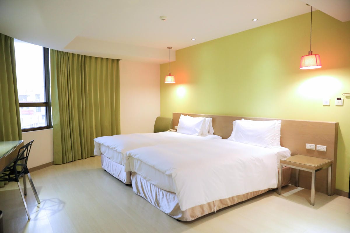 花蓮商務/親子旅遊住宿飯店推薦! 花蓮力麗華美達安可酒店 地理位置交通方便!