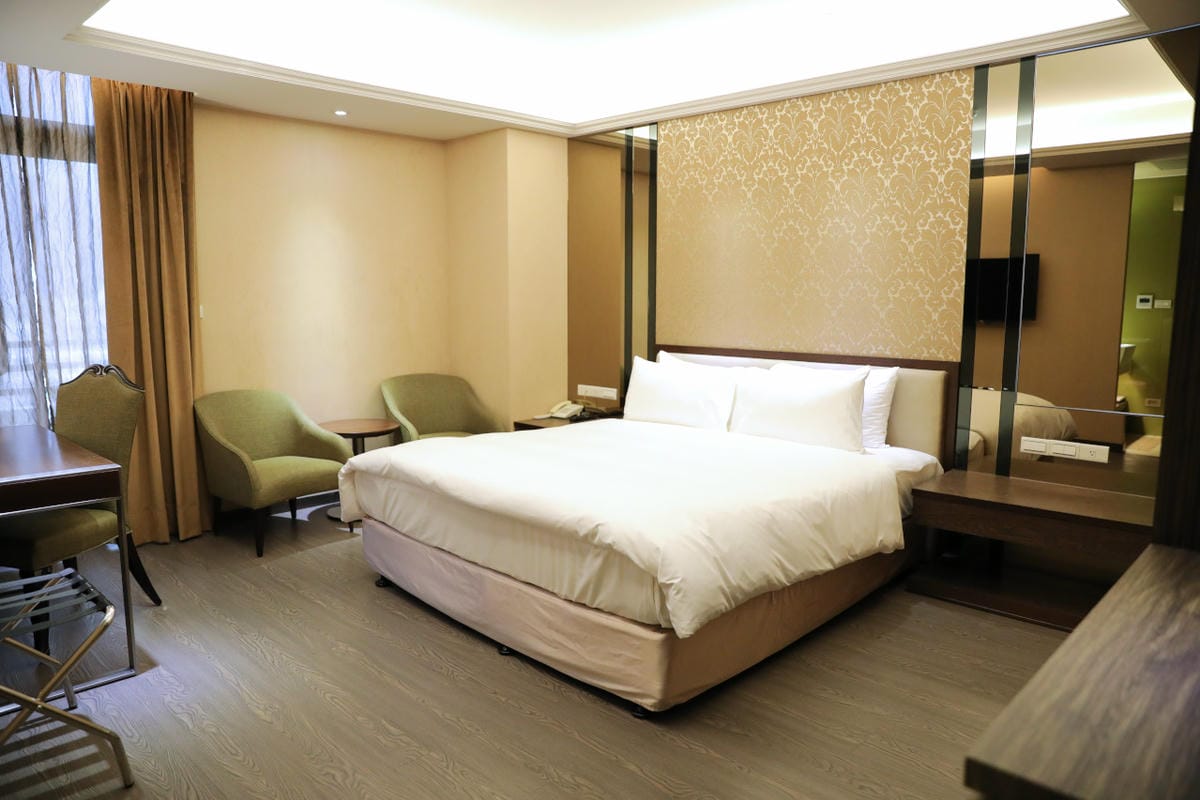 花蓮商務/親子旅遊住宿飯店推薦! 花蓮力麗華美達安可酒店 地理位置交通方便!