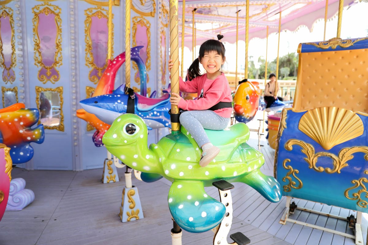 花蓮遠雄海洋公園親親海洋夜未眠 近距離與海豚海獅親近,夜探水族館,與魚共眠超好玩親子行程推薦!