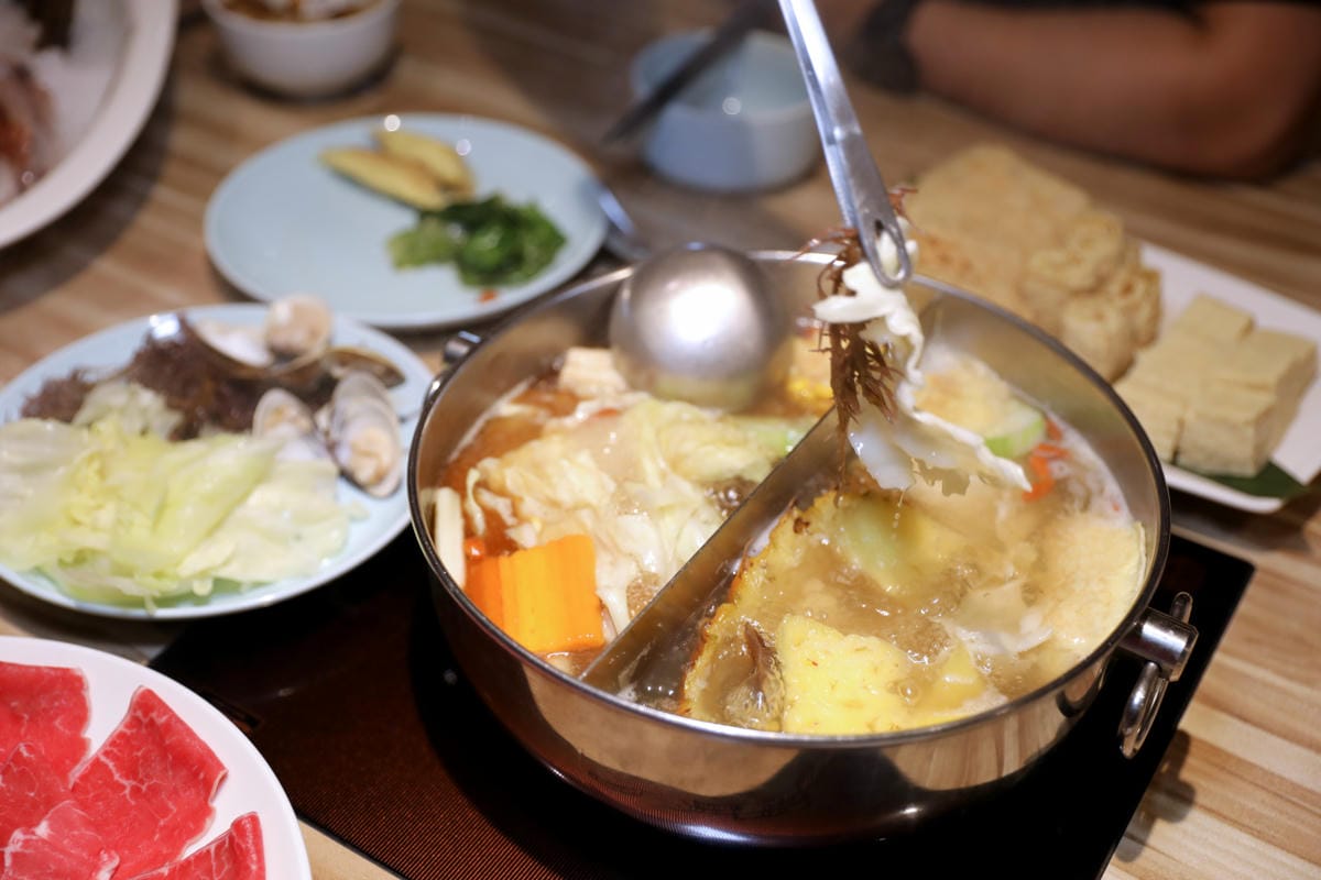 台北高質感火鍋推薦! 汆食作伙鍋(中山店) 特色鍋物湯底+雙人海陸套餐 - 第22張圖 台北高質感火鍋推薦! 汆食作伙鍋(中山店) 特色鍋物湯底+雙人海陸套餐
