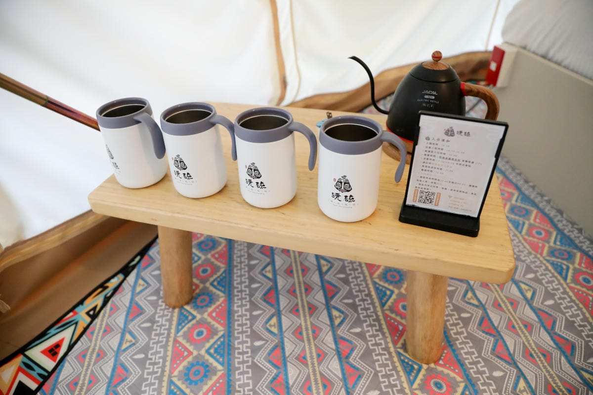 蟬說：暖硫 陽明山溫泉露營推薦! 台北懶人露營一泊二食+圍爐煮茶,帳篷內獨立衛浴