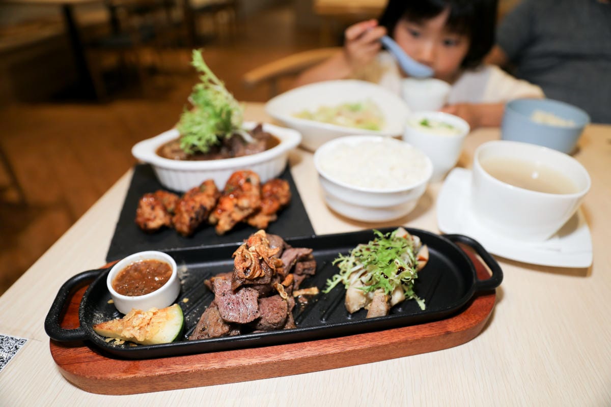 RUO .T. Teppanyaki 鐵板合菜料理 WPAPA早午餐新品牌 鐵板西式料理 台中最新鐵板料理推薦! - 第15張圖 RUO .T. Teppanyaki 鐵板合菜料理 WPAPA早午餐新品牌 鐵板西式料理 台中最新鐵板料理推薦!