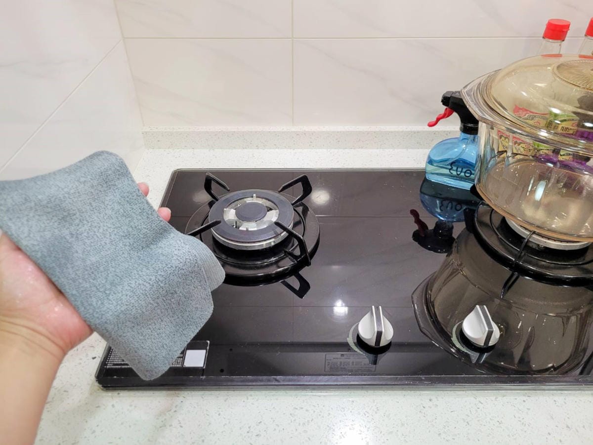 廚房用品好物推薦! 保立淨 12D神奇擦擦布.萬用神奇擦拭巾 8倍超吸力,吸水除油清潔溜溜,家事好幫手~ - 第2張圖 廚房用品好物推薦! 保立淨 12D神奇擦擦布.萬用神奇擦拭巾 8倍超吸力,吸水除油清潔溜溜,家事好幫手~