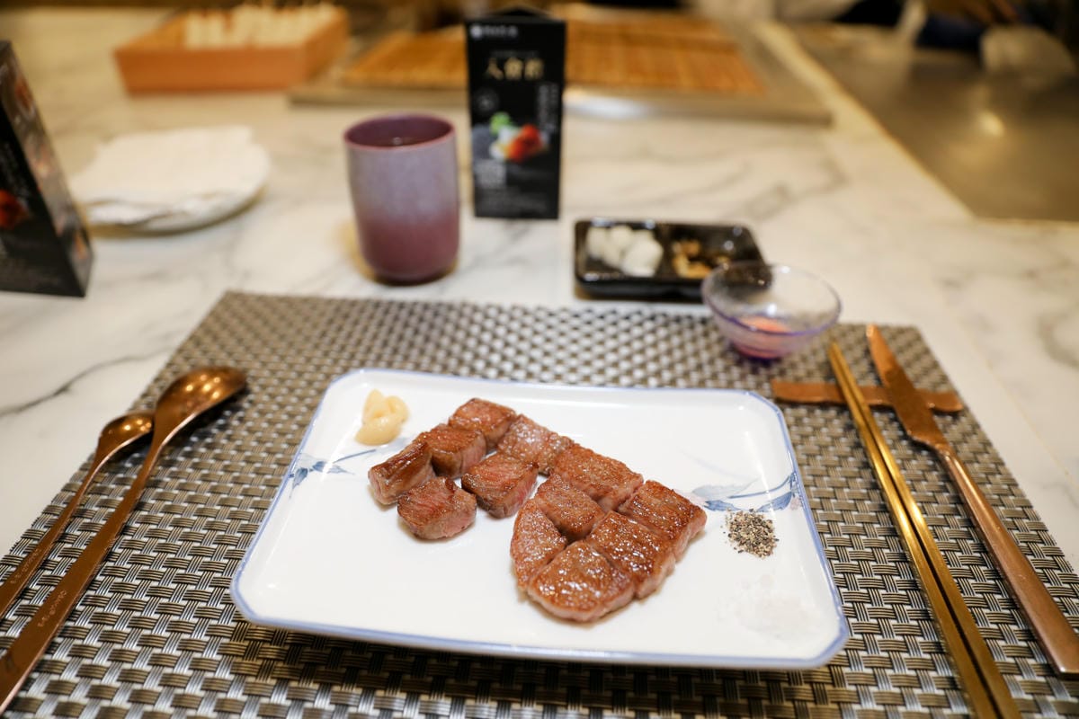台南美食 明水然．樂(台南中山店) Google 評論4.8高分，頂級無菜單鐵板燒推薦! 龍蝦這麼吃,道道驚艷!