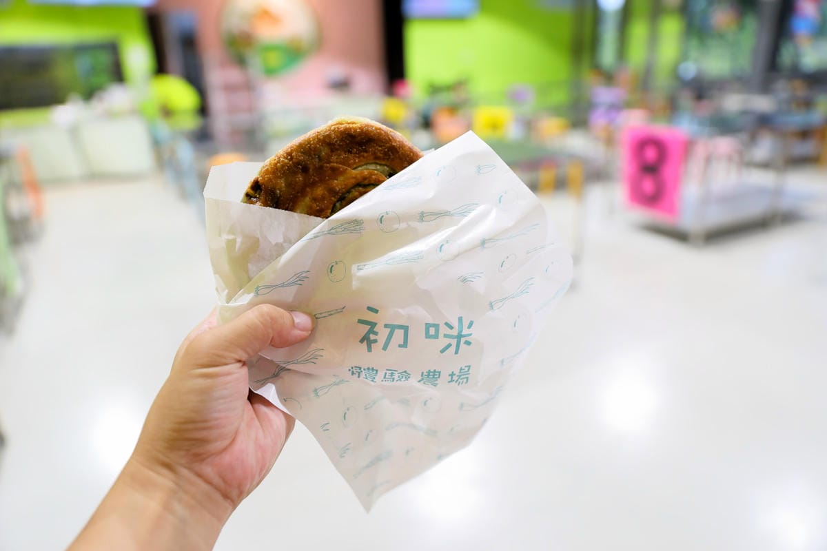宜蘭三星初咪農場 親子DIY蔥麵包.蝸牛蔥餅 體驗一日小蔥農,親自下田拔蔥.洗蔥帶回家當伴手禮