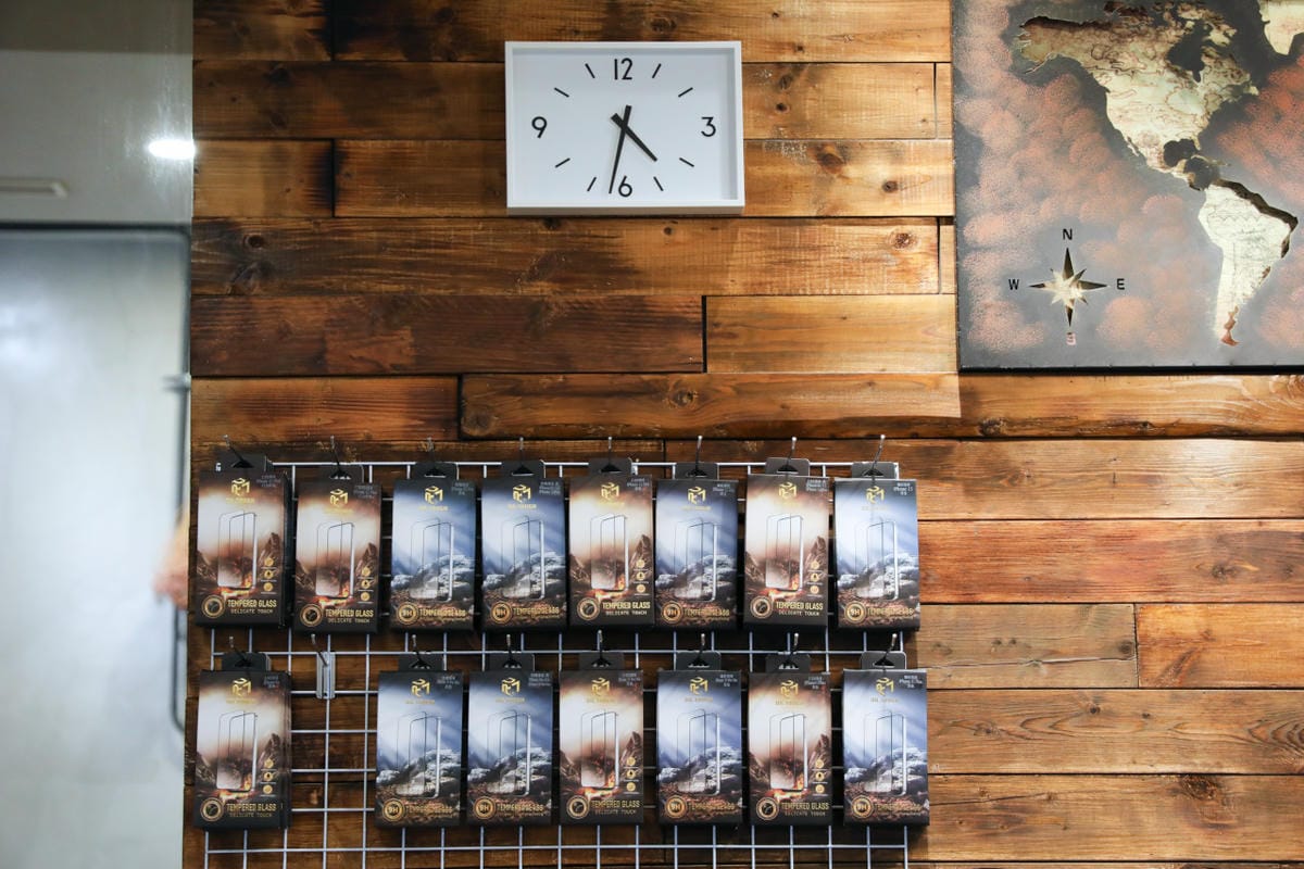 中壢占士邦手機維修推薦! 安卓/蘋果iPhone快速維修.免費檢測 二手機收購買賣.電池更換 - 第15張圖 中壢占士邦手機維修推薦! 安卓/蘋果iPhone快速維修.免費檢測 二手機收購買賣.電池更換