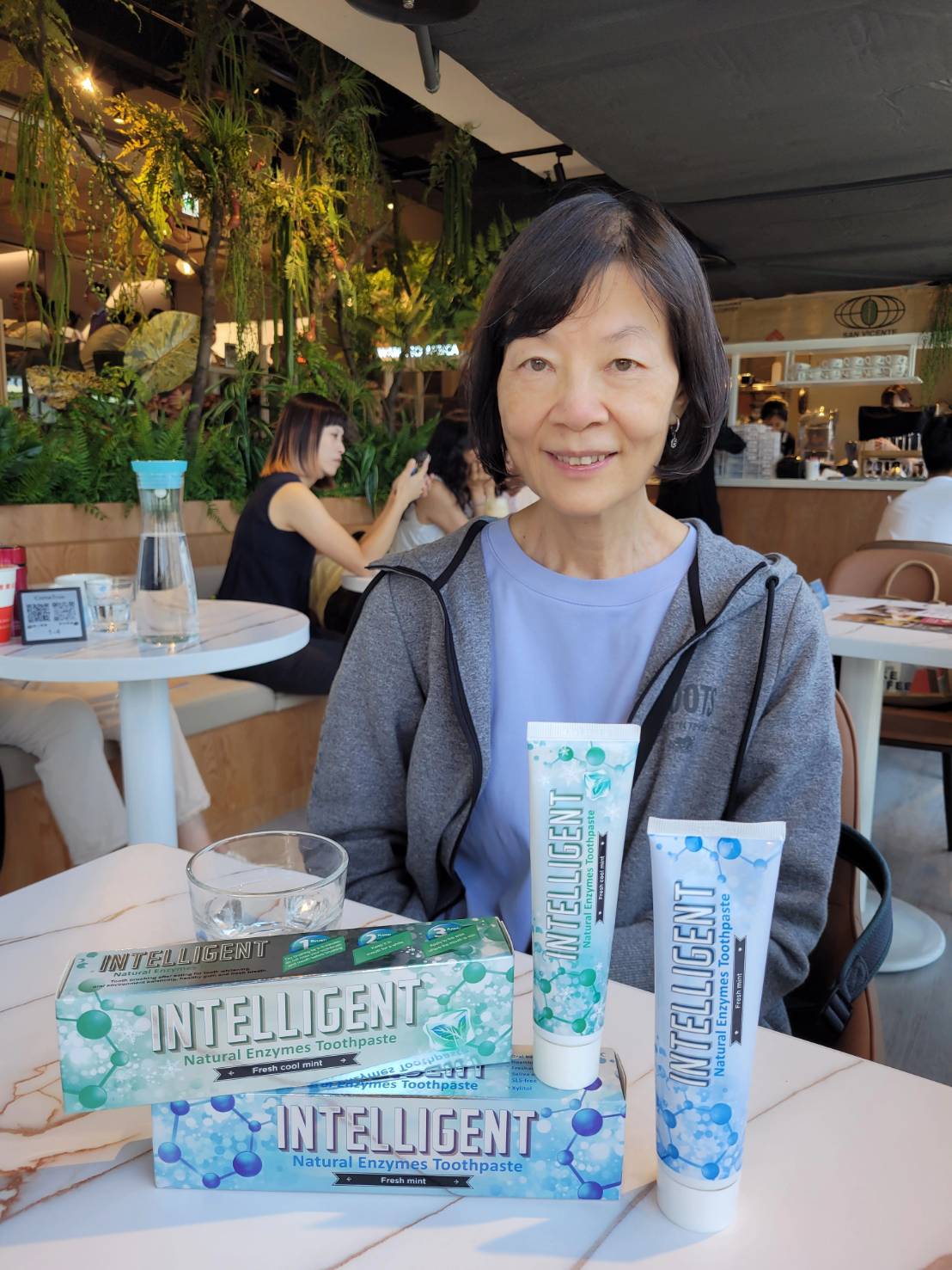 最適合送給長輩的因特力淨 酵素牙膏 守護家人牙齒健康,爸媽口氣好心情好! - 第6張圖 最適合送給長輩的因特力淨 酵素牙膏 守護家人牙齒健康,爸媽口氣好心情好!