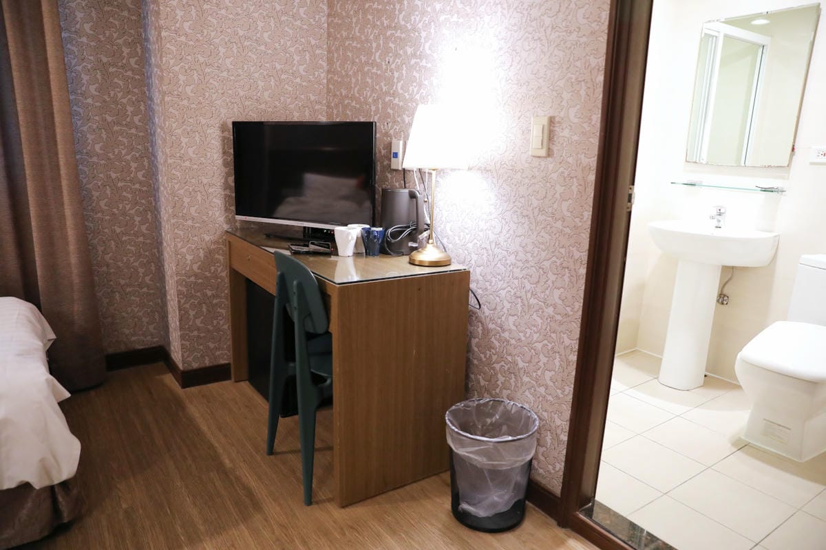 花蓮東大門夜市旁住宿推薦! 小鹿文娛旅宿集團 路境行旅花蓮文化館