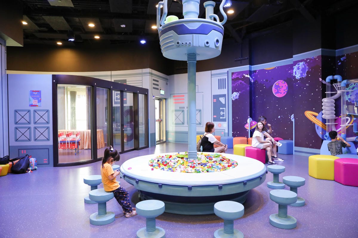 澳門3天2夜親子旅遊玩樂推薦! 澳門必玩新濠影滙水上樂園.滿紛樂園.8字摩天輪 KKday預訂超方便 - 第56張圖 澳門3天2夜親子旅遊玩樂推薦! 澳門必玩新濠影滙水上樂園.滿紛樂園.8字摩天輪 KKday預訂超方便