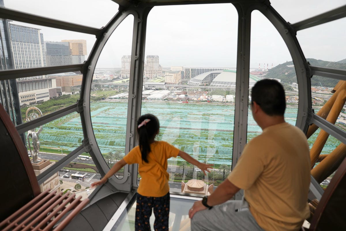 澳門3天2夜親子旅遊玩樂推薦! 澳門必玩新濠影滙水上樂園.滿紛樂園.8字摩天輪 KKday預訂超方便 - 第69張圖 澳門3天2夜親子旅遊玩樂推薦! 澳門必玩新濠影滙水上樂園.滿紛樂園.8字摩天輪 KKday預訂超方便