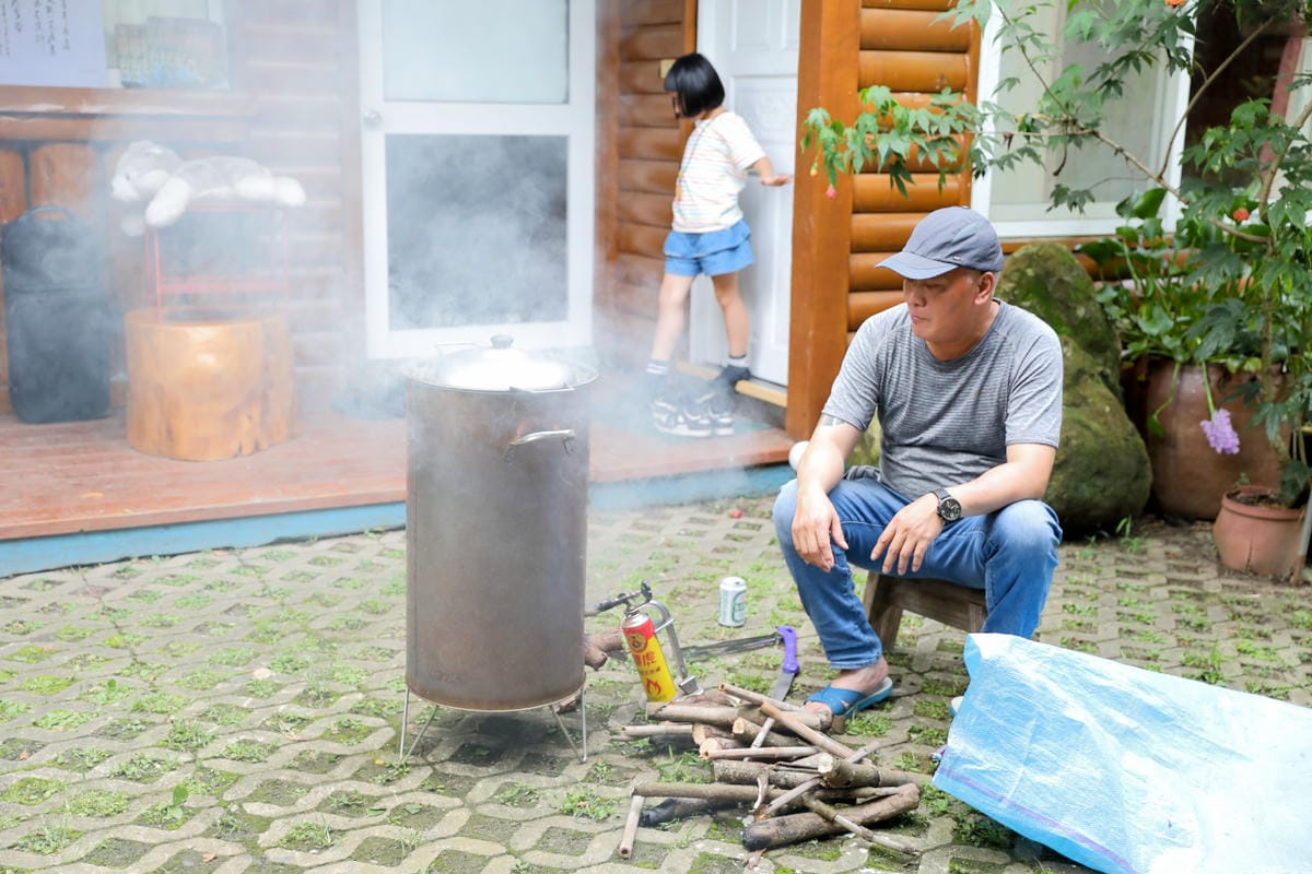 台中新社幸福農莊 包棟木屋.桶仔雞烤肉.親子DIY 兩天一夜活動體驗