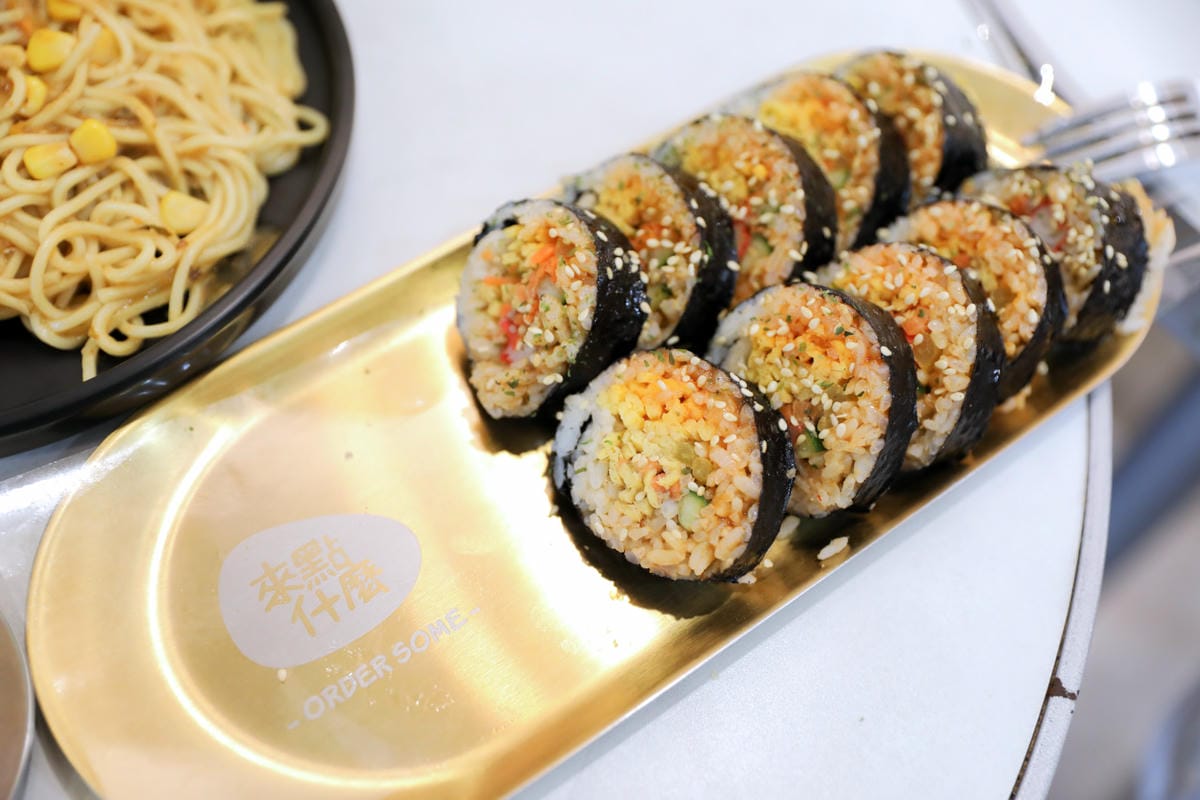 來點什麼早餐店(南屯林新店) 台中特色韓式早午餐推薦! 韓式飯捲.搖搖便當.韓式鐵板麵