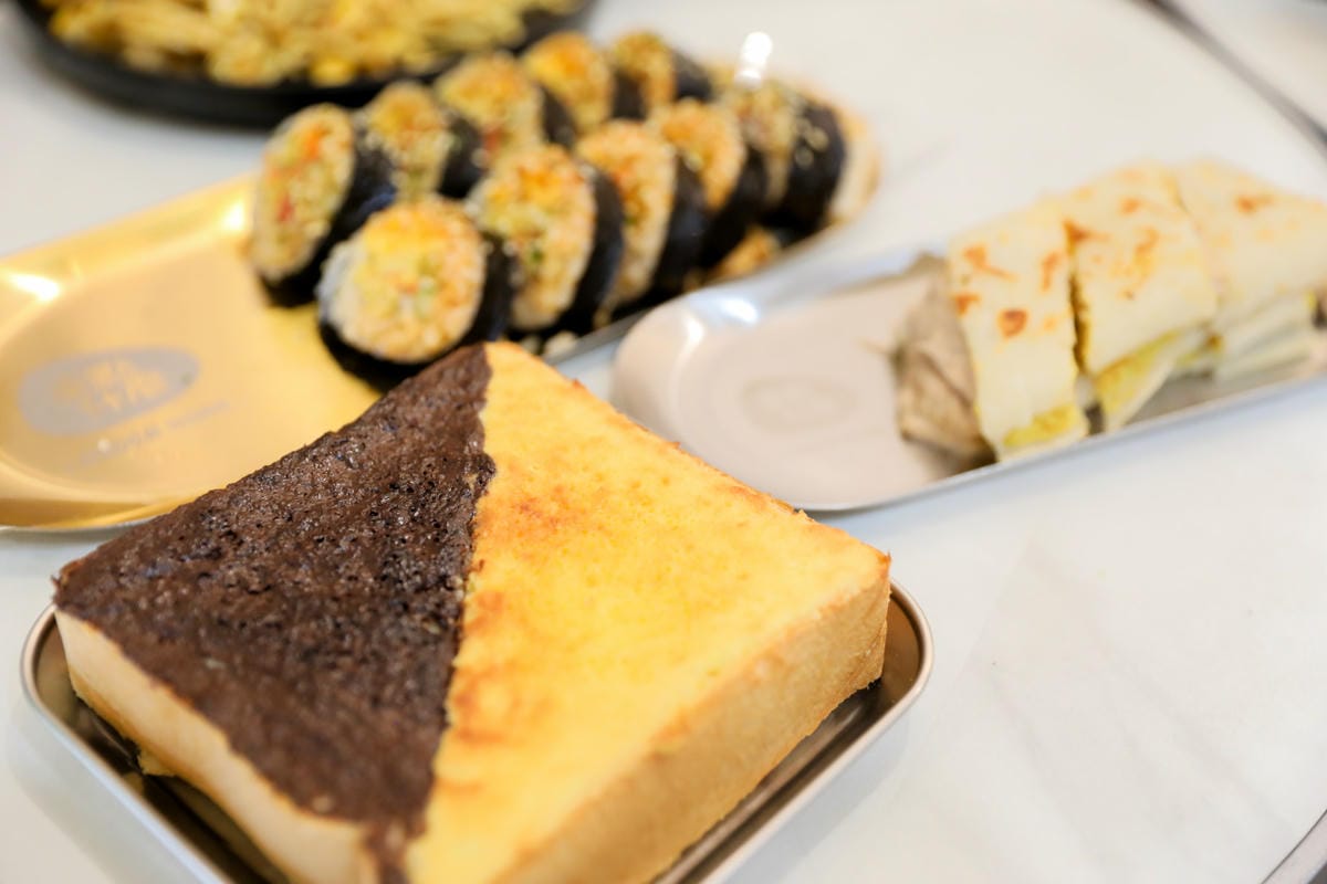 來點什麼早餐店(南屯林新店) 台中特色韓式早午餐推薦! 韓式飯捲.搖搖便當.韓式鐵板麵