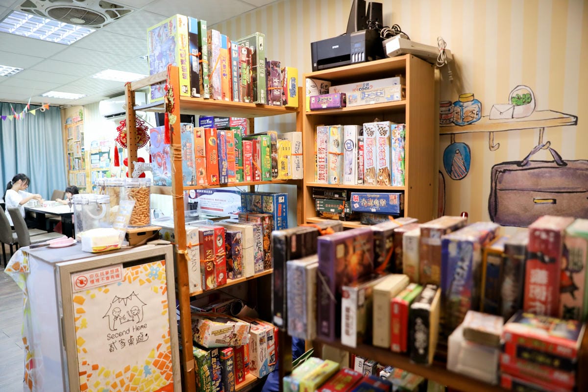 台北24小時桌遊推薦! 貳家桌遊(北車店) 兒童桌遊.親子桌遊 聚會必玩.雨備推薦! - 第2張圖 台北24小時桌遊推薦! 貳家桌遊(北車店) 兒童桌遊.親子桌遊 聚會必玩.雨備推薦!