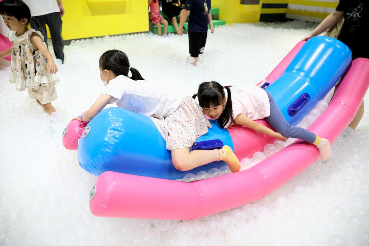 2025台北科教館暑假限定特展 小小建築師White Ocean 室內遊樂園放電推薦!
