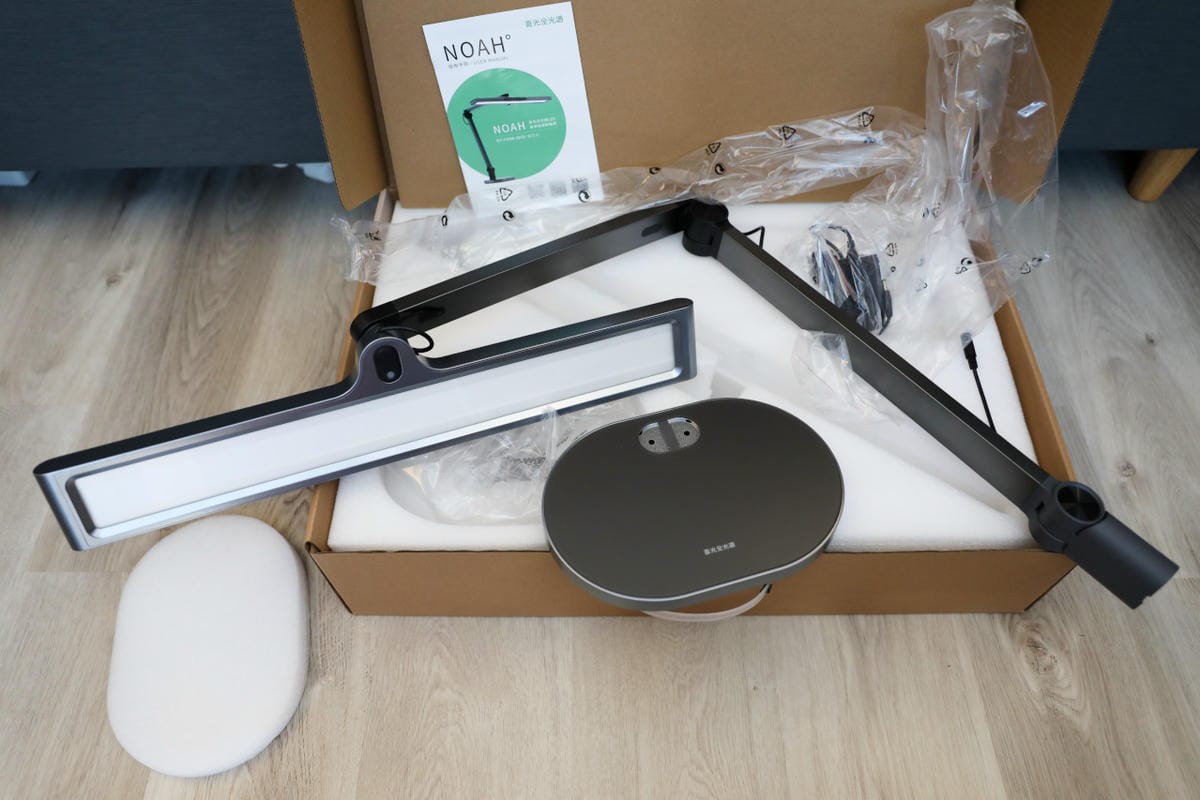 喜光光靈燈|全光譜智能檯燈 NOAH°諾亞灰 智慧50分鐘節律光 健康護眼檯燈開箱 護眼教練模式,守護兒童視力首選! - 第7張圖 喜光光靈燈|全光譜智能檯燈 NOAH°諾亞灰 智慧50分鐘節律光 健康護眼檯燈開箱 護眼教練模式,守護兒童視力首選!
