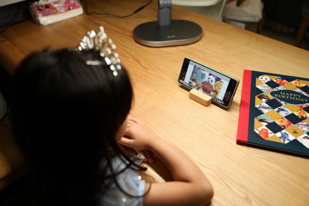 喜光光靈燈|全光譜智能檯燈 NOAH°諾亞灰 智慧50分鐘節律光 健康護眼檯燈開箱 護眼教練模式,守護兒童視力首選! - 第26張圖 喜光光靈燈|全光譜智能檯燈 NOAH°諾亞灰 智慧50分鐘節律光 健康護眼檯燈開箱 護眼教練模式,守護兒童視力首選!