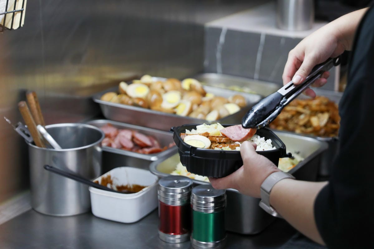 藝文特區外帶美食推薦! 米食Bento 桃園總圖旁同安黃昏市場外帶便當專賣店