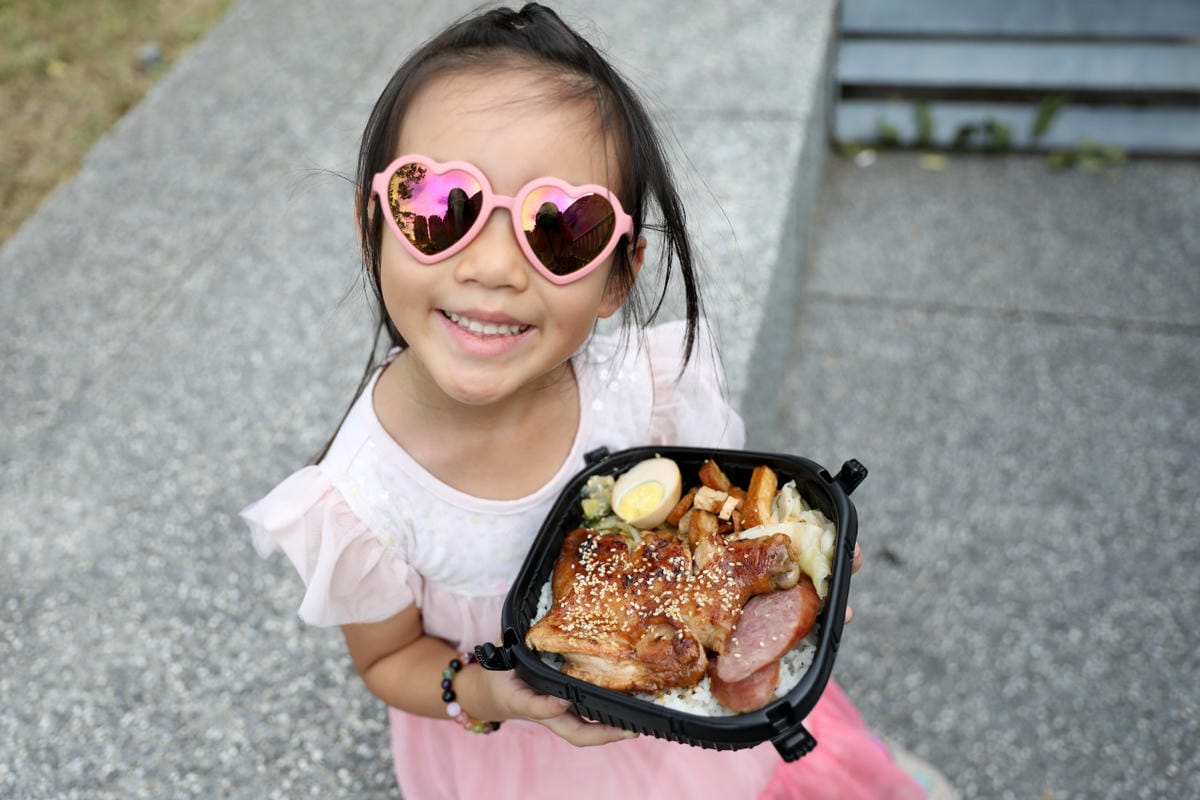 藝文特區外帶美食推薦! 米食Bento 桃園總圖旁同安黃昏市場外帶便當專賣店