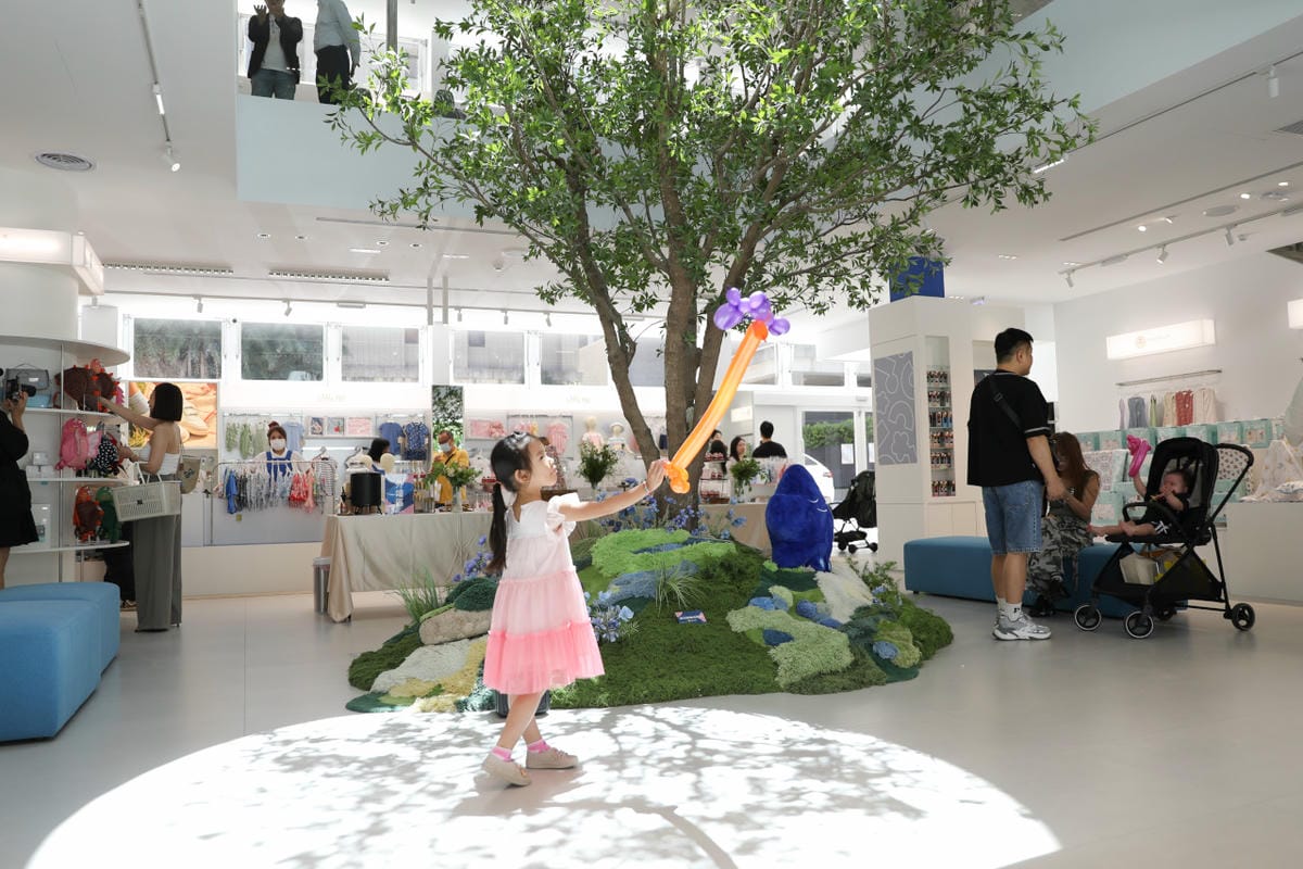 Baby City桃園旗艦店 桃園禾馨診所旁婦嬰用品專賣店,新手爸媽必訪! 專屬刺繡服務.貝親奶瓶Lab. 還有Baby Café享受舒適親子購物空間,一站式購足所有嬰兒用品! - 第2張圖 Baby City桃園旗艦店 桃園禾馨診所旁婦嬰用品專賣店,新手爸媽必訪! 專屬刺繡服務.貝親奶瓶Lab. 還有Baby Café享受舒適親子購物空間,一站式購足所有嬰兒用品!