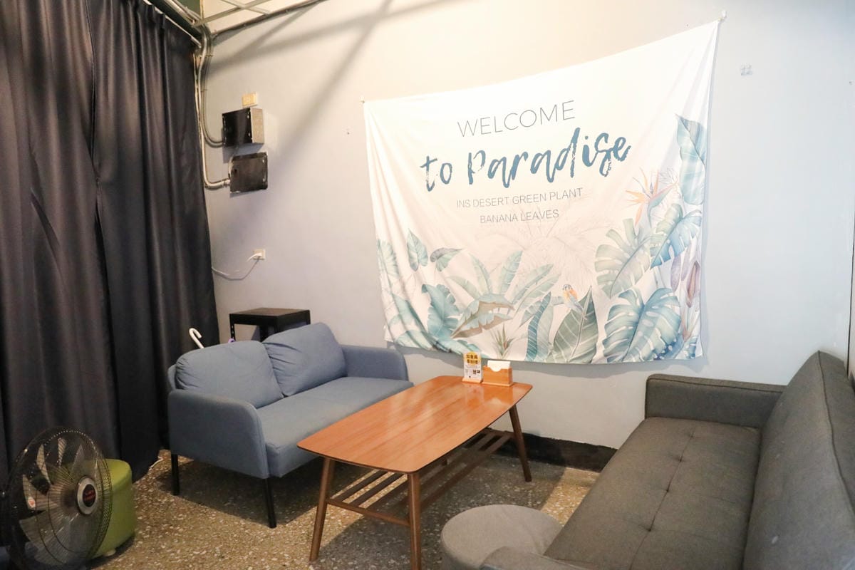 龜啤王x后街土狗 熱狗堡精釀吧 Craftbeer & HotDogs 桃園龜山超美味熱狗堡配精釀啤酒大推薦! - 第4張圖 龜啤王x后街土狗 熱狗堡精釀吧 Craftbeer & HotDogs 桃園龜山超美味熱狗堡配精釀啤酒大推薦!