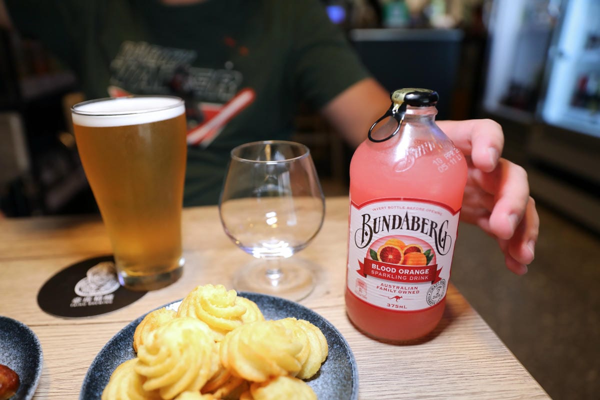 龜啤王x后街土狗 熱狗堡精釀吧 Craftbeer & HotDogs 桃園龜山超美味熱狗堡配精釀啤酒大推薦! - 第15張圖 龜啤王x后街土狗 熱狗堡精釀吧 Craftbeer & HotDogs 桃園龜山超美味熱狗堡配精釀啤酒大推薦!