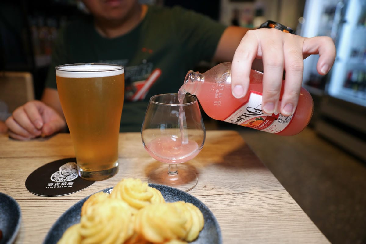 龜啤王x后街土狗 熱狗堡精釀吧 Craftbeer & HotDogs 桃園龜山超美味熱狗堡配精釀啤酒大推薦! - 第16張圖 龜啤王x后街土狗 熱狗堡精釀吧 Craftbeer & HotDogs 桃園龜山超美味熱狗堡配精釀啤酒大推薦!