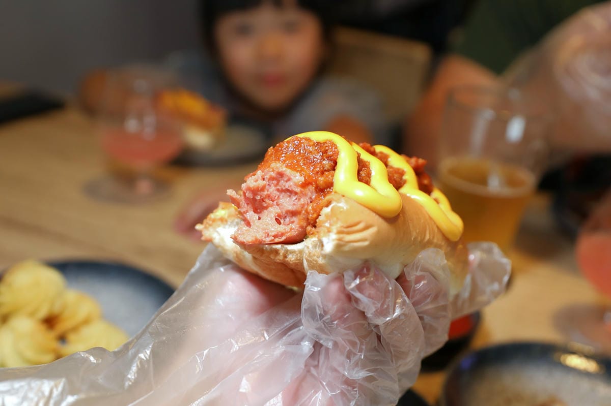 龜啤王x后街土狗 熱狗堡精釀吧 Craftbeer & HotDogs 桃園龜山超美味熱狗堡配精釀啤酒大推薦! - 第21張圖 龜啤王x后街土狗 熱狗堡精釀吧 Craftbeer & HotDogs 桃園龜山超美味熱狗堡配精釀啤酒大推薦!