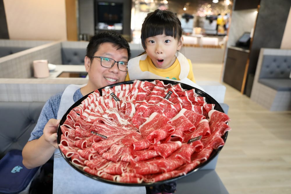 網紅部落客2025必踩點的全新肉多多排隊名店 鍋物界的卡地亞 新肉多多高質感體驗 樂多多集團新品牌