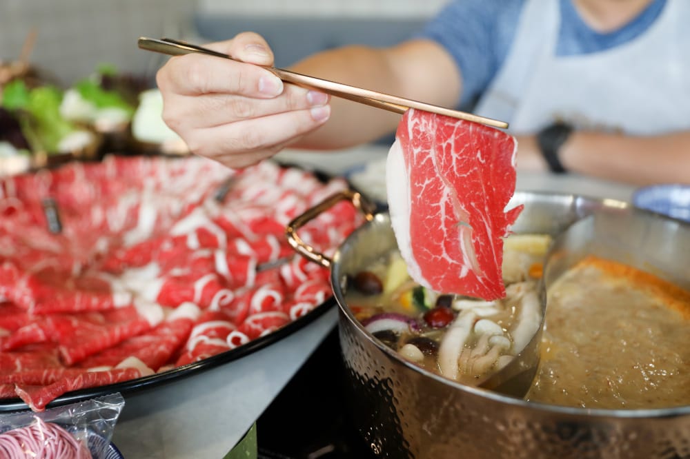網紅部落客2025必踩點的全新肉多多排隊名店 鍋物界的卡地亞 新肉多多高質感體驗 樂多多集團新品牌