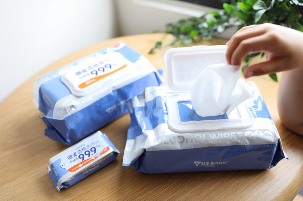 酒精濕巾推薦全攻略！優生、立得清、奈森克林酒精濕巾比較實測，居家清潔教你怎麼挑選