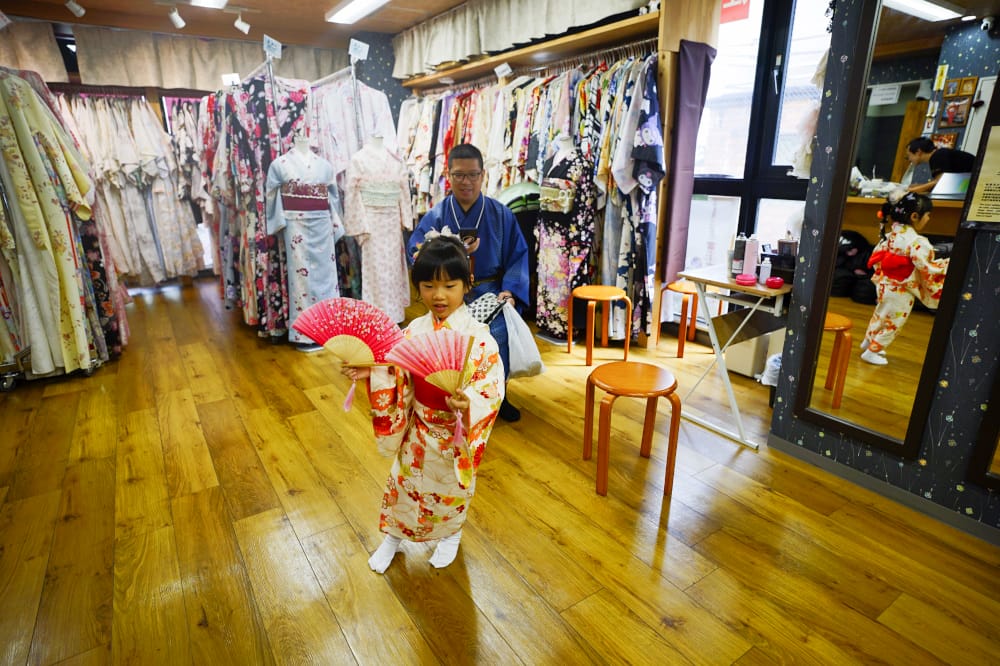 東京和服租借推薦! 日本親子和服初體驗 江戶和裝工房雅和服(淺草站前店)