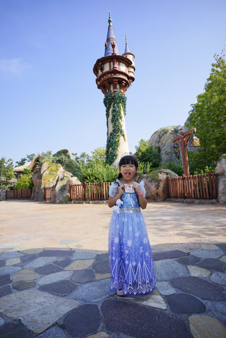 日本東京迪士尼海洋攻略分享 2025萬聖節親子生日之旅! 領取生日紀念貼紙,享受壽星禮遇 善用迪士尼APP抽PP.MO點餐.購買DPA輕鬆玩泉鄉園區