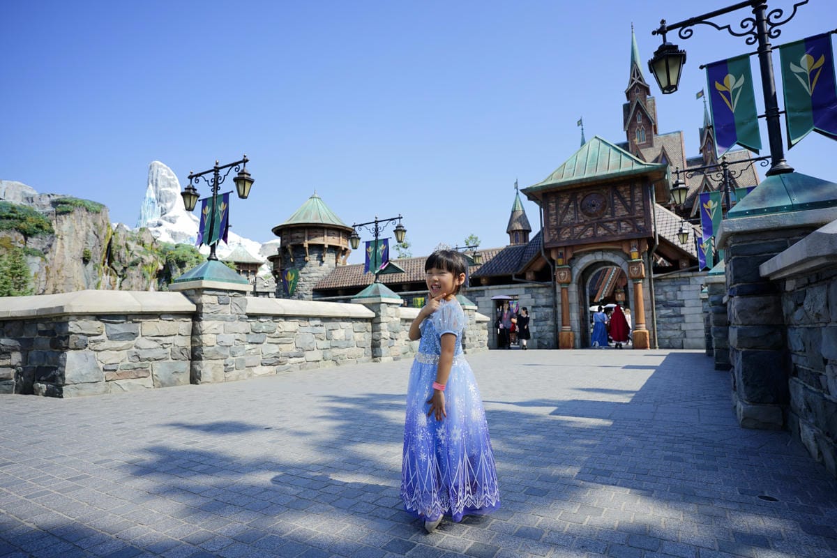 日本東京迪士尼海洋攻略分享 2025萬聖節親子生日之旅! 領取生日紀念貼紙,享受壽星禮遇 善用迪士尼APP抽PP.MO點餐.購買DPA輕鬆玩泉鄉園區