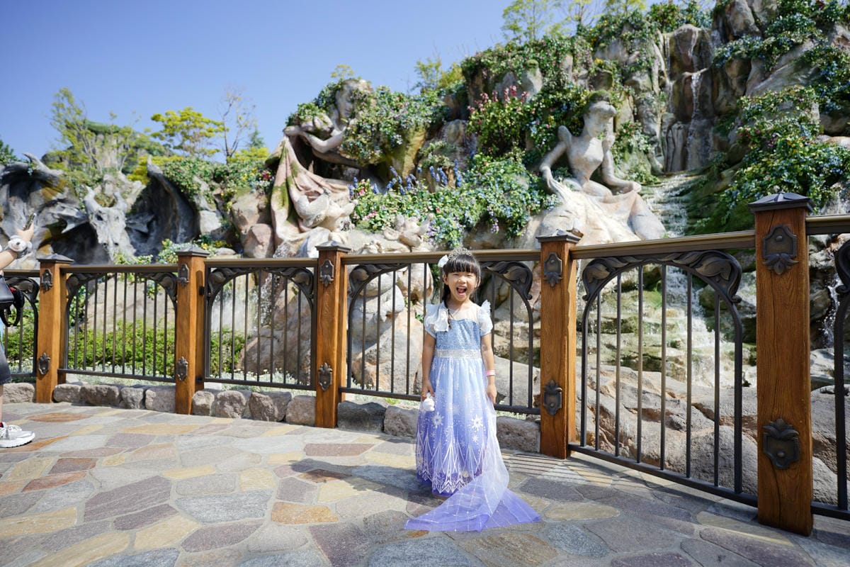 日本東京迪士尼海洋攻略分享 2025萬聖節親子生日之旅! 領取生日紀念貼紙,享受壽星禮遇 善用迪士尼APP抽PP.MO點餐.購買DPA輕鬆玩泉鄉園區