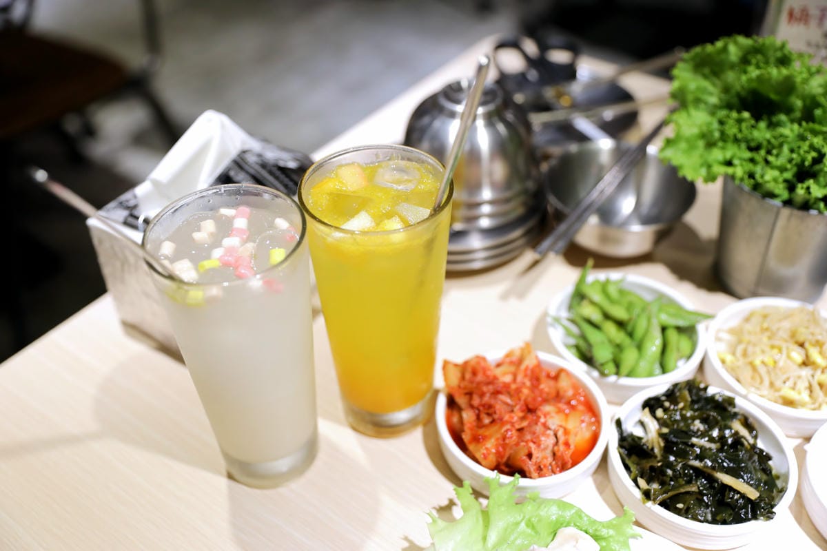 桃園韓式燒肉餐廳推薦! 燒桶子 韓食烤肉料理(桃園統領店) 韓式炸雞.海鮮煎餅 聚餐餐廳推薦! - 第24張圖 桃園韓式燒肉餐廳推薦! 燒桶子 韓食烤肉料理(桃園統領店) 韓式炸雞.海鮮煎餅 聚餐餐廳推薦!