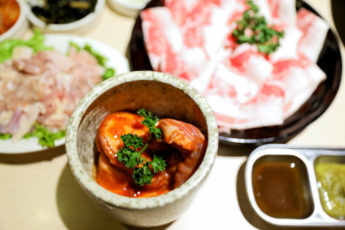 桃園韓式燒肉餐廳推薦! 燒桶子 韓食烤肉料理(桃園統領店) 韓式炸雞.海鮮煎餅 聚餐餐廳推薦! - 第16張圖 桃園韓式燒肉餐廳推薦! 燒桶子 韓食烤肉料理(桃園統領店) 韓式炸雞.海鮮煎餅 聚餐餐廳推薦!