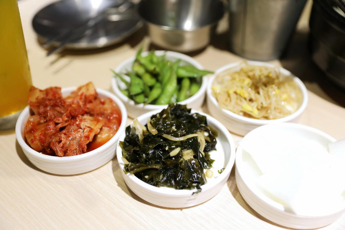 桃園韓式燒肉餐廳推薦! 燒桶子 韓食烤肉料理(桃園統領店) 韓式炸雞.海鮮煎餅 聚餐餐廳推薦! - 第25張圖 桃園韓式燒肉餐廳推薦! 燒桶子 韓食烤肉料理(桃園統領店) 韓式炸雞.海鮮煎餅 聚餐餐廳推薦!