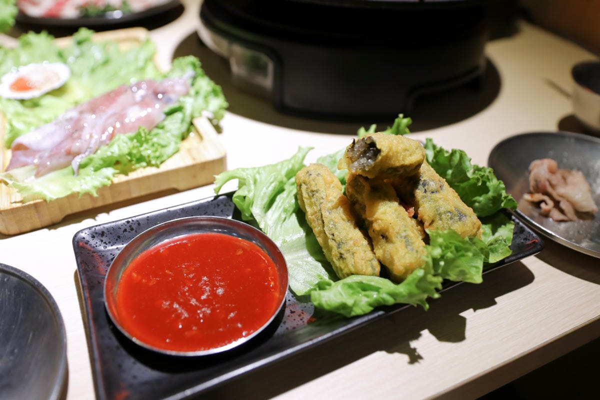 桃園韓式燒肉餐廳推薦! 燒桶子 韓食烤肉料理(桃園統領店) 韓式炸雞.海鮮煎餅 聚餐餐廳推薦! - 第27張圖 桃園韓式燒肉餐廳推薦! 燒桶子 韓食烤肉料理(桃園統領店) 韓式炸雞.海鮮煎餅 聚餐餐廳推薦!