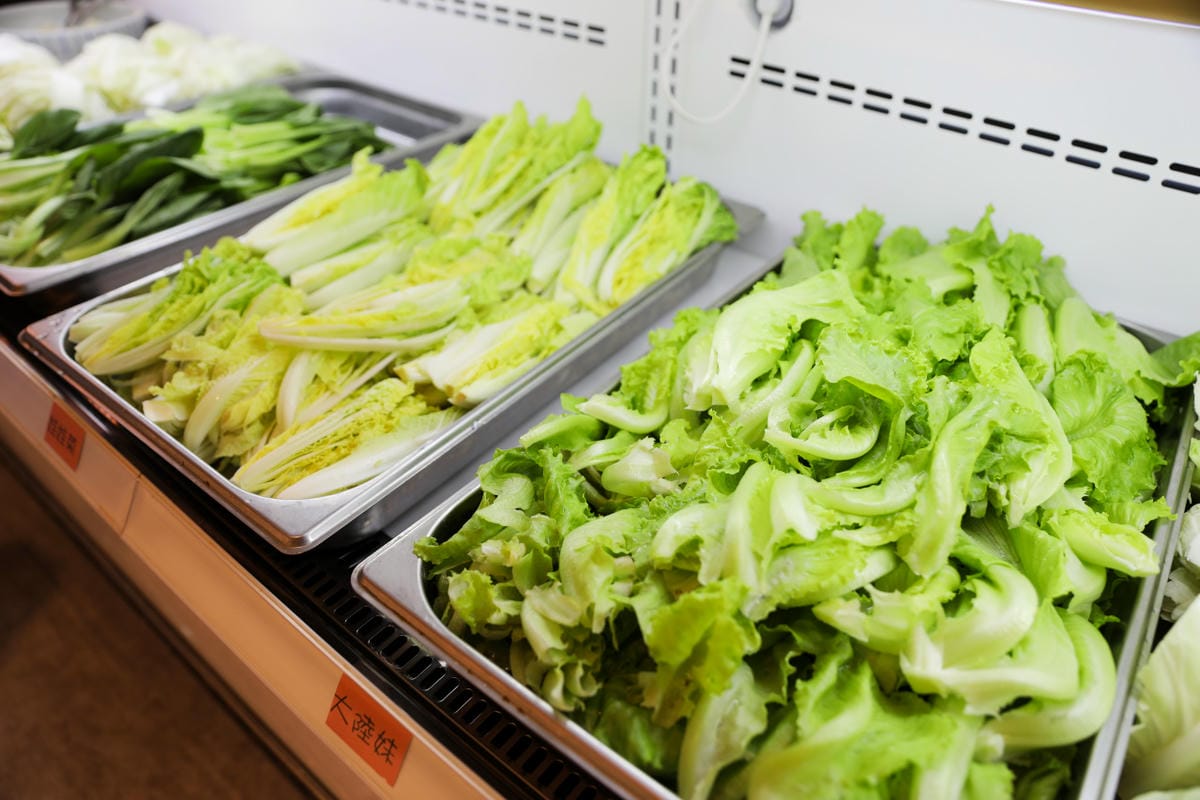 呀屋火鍋.烤串(中壢店) 桃園火鍋吃到飽第一名餐廳推薦! 鴛鴦鍋699吃到飽 原肉現切.串燒.生啤喝到飽