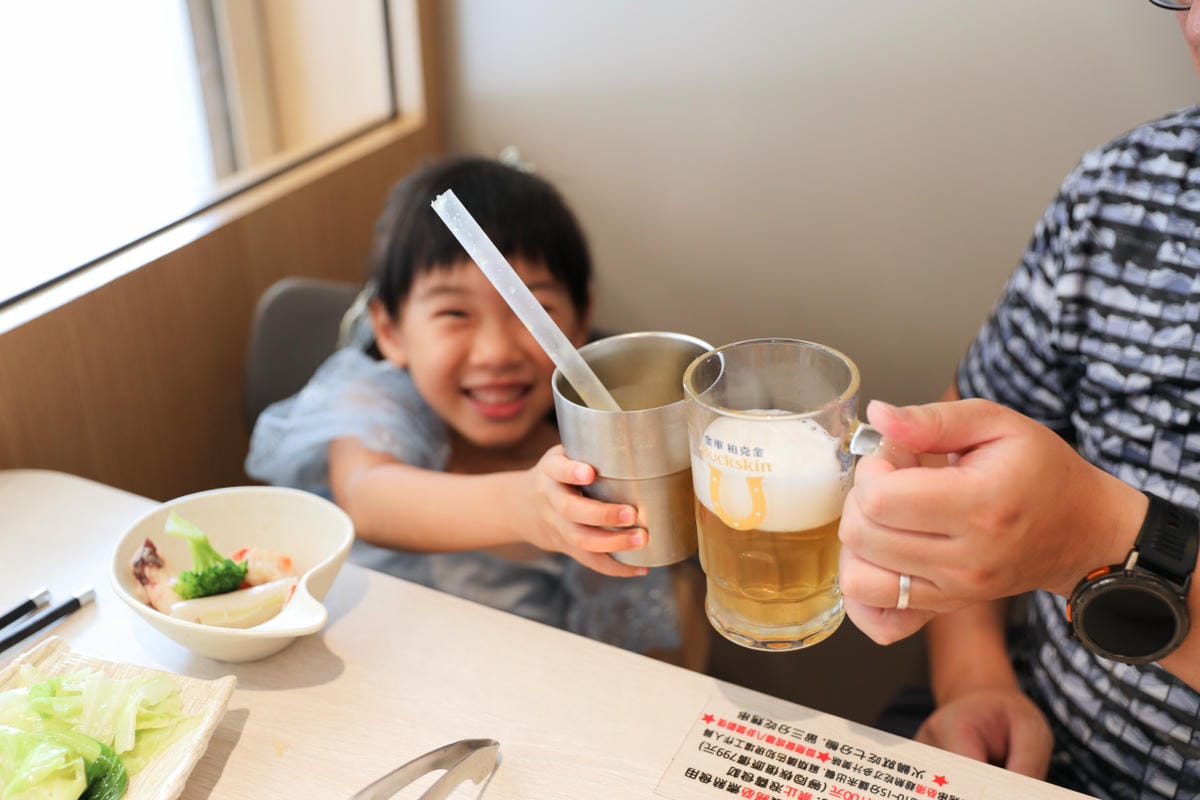 呀屋火鍋.烤串(中壢店) 桃園火鍋吃到飽第一名餐廳推薦! 鴛鴦鍋699吃到飽 原肉現切.串燒.生啤喝到飽