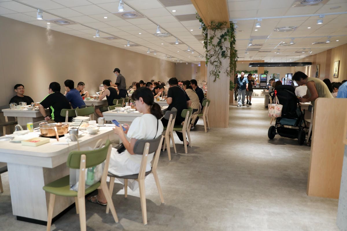 呀屋火鍋.烤串(中壢店) 桃園火鍋吃到飽第一名餐廳推薦! 鴛鴦鍋699吃到飽 原肉現切.串燒.生啤喝到飽