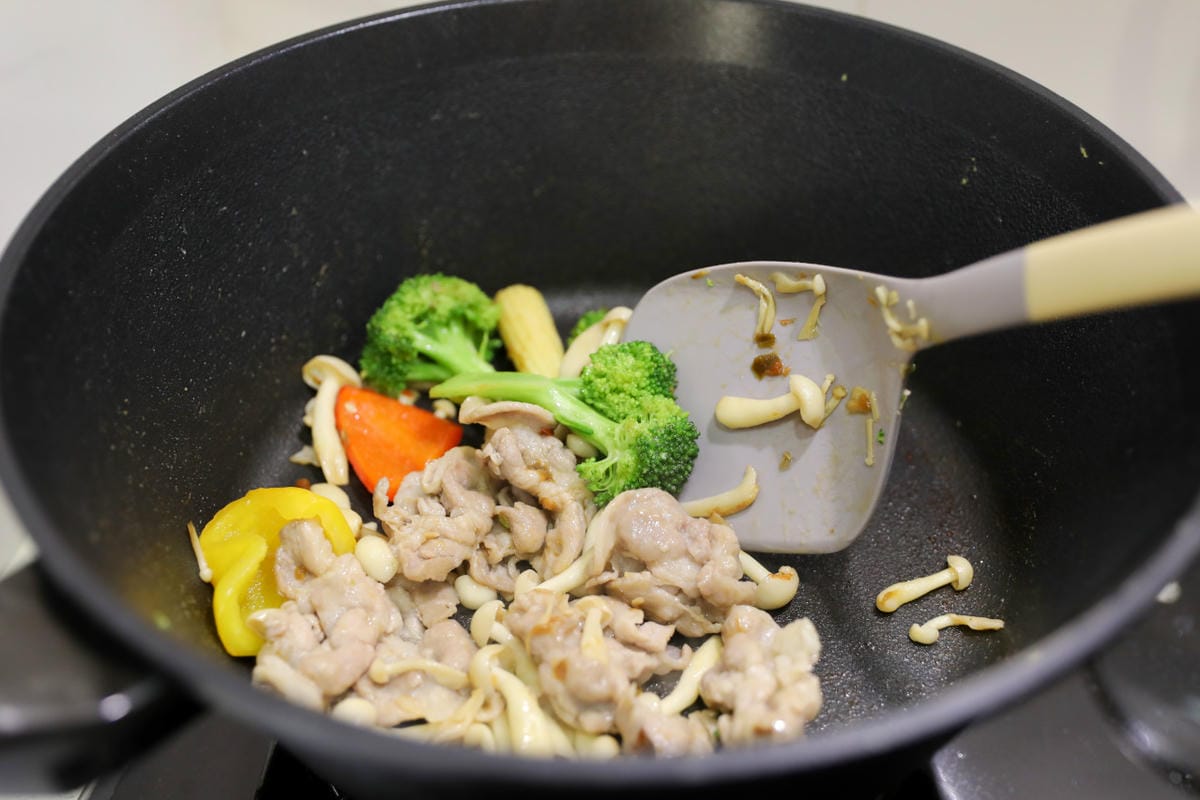 元歲本舖-極品雙椒味噌醬 百搭調味醬料 拌飯拌麵炒菜各種料理都合適(素食可)